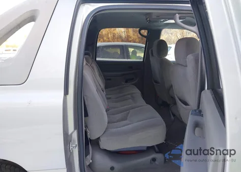 2005 Chevrolet Avalanche 1500 Ls from USA, damaged, VIN 3GNEC12Z55G118134